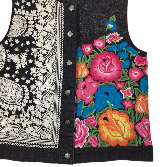 Chico’s Platinum Embroidered Black Denim Vest - Picture 4 of 10